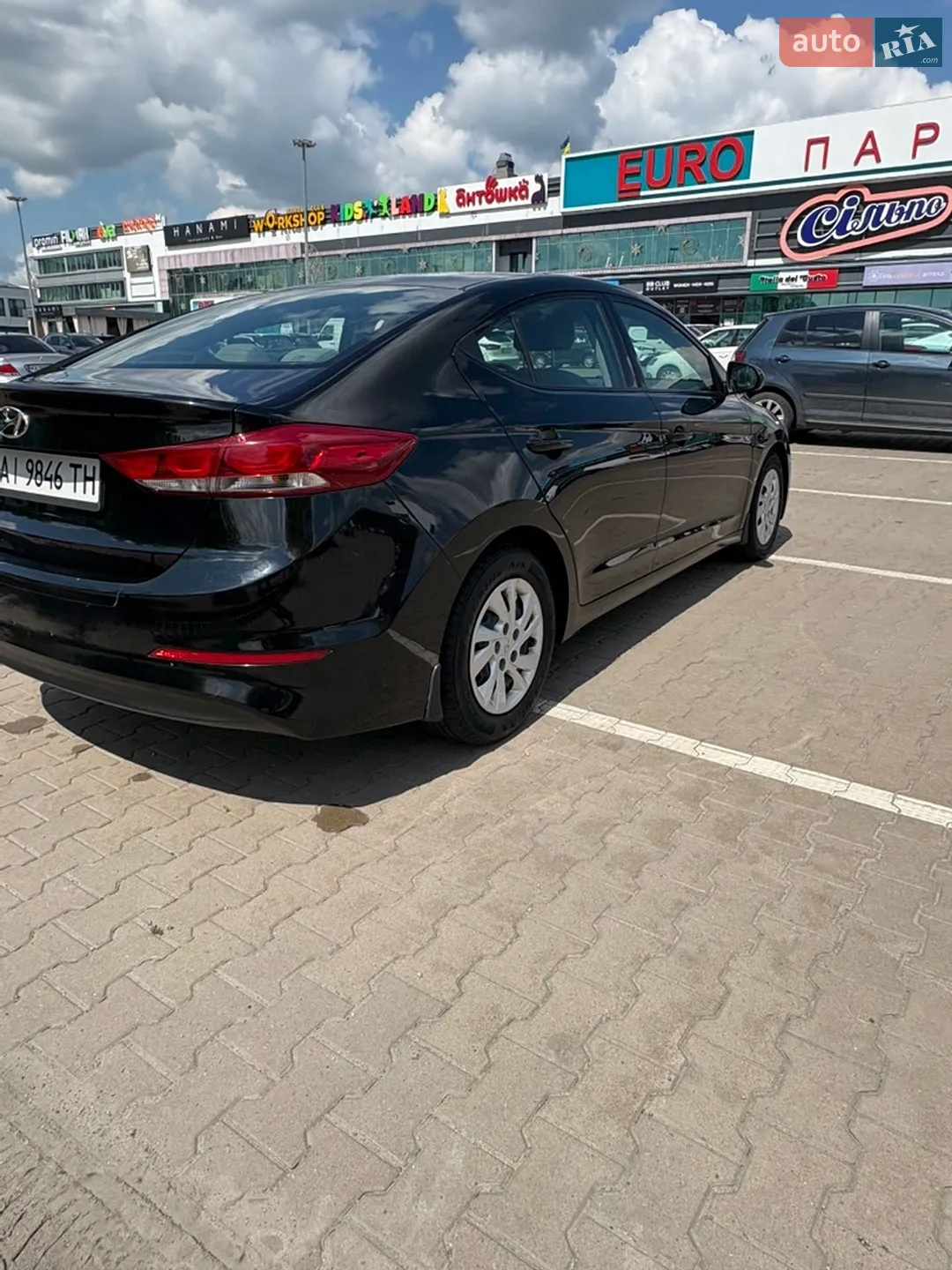 2018 Hyundai Elantra - мініатюра 9
