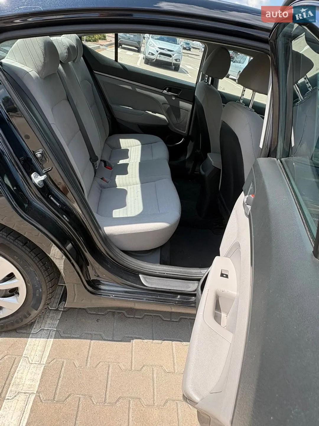2018 Hyundai Elantra - мініатюра 20