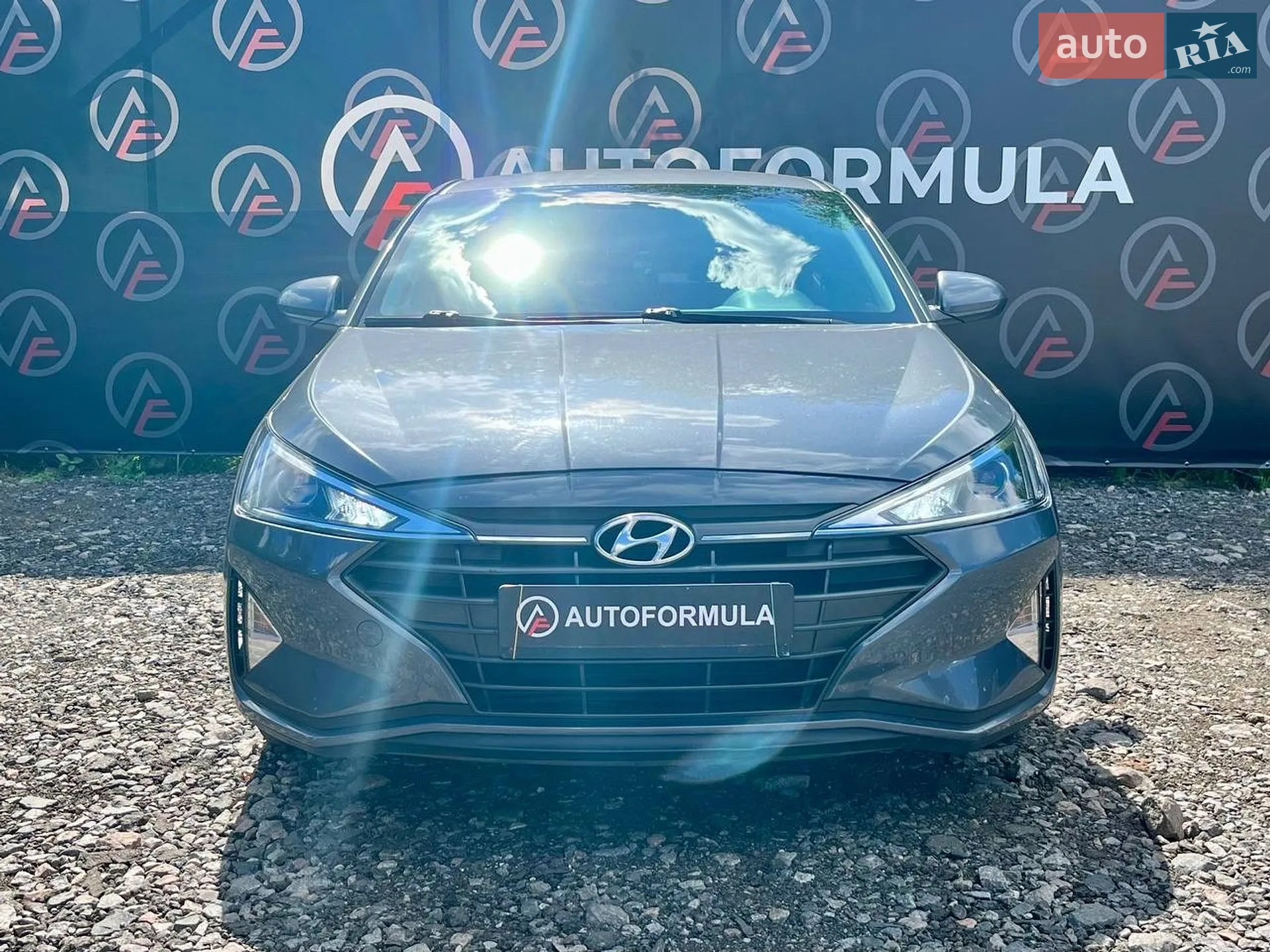 2019 Hyundai Elantra - мініатюра 2