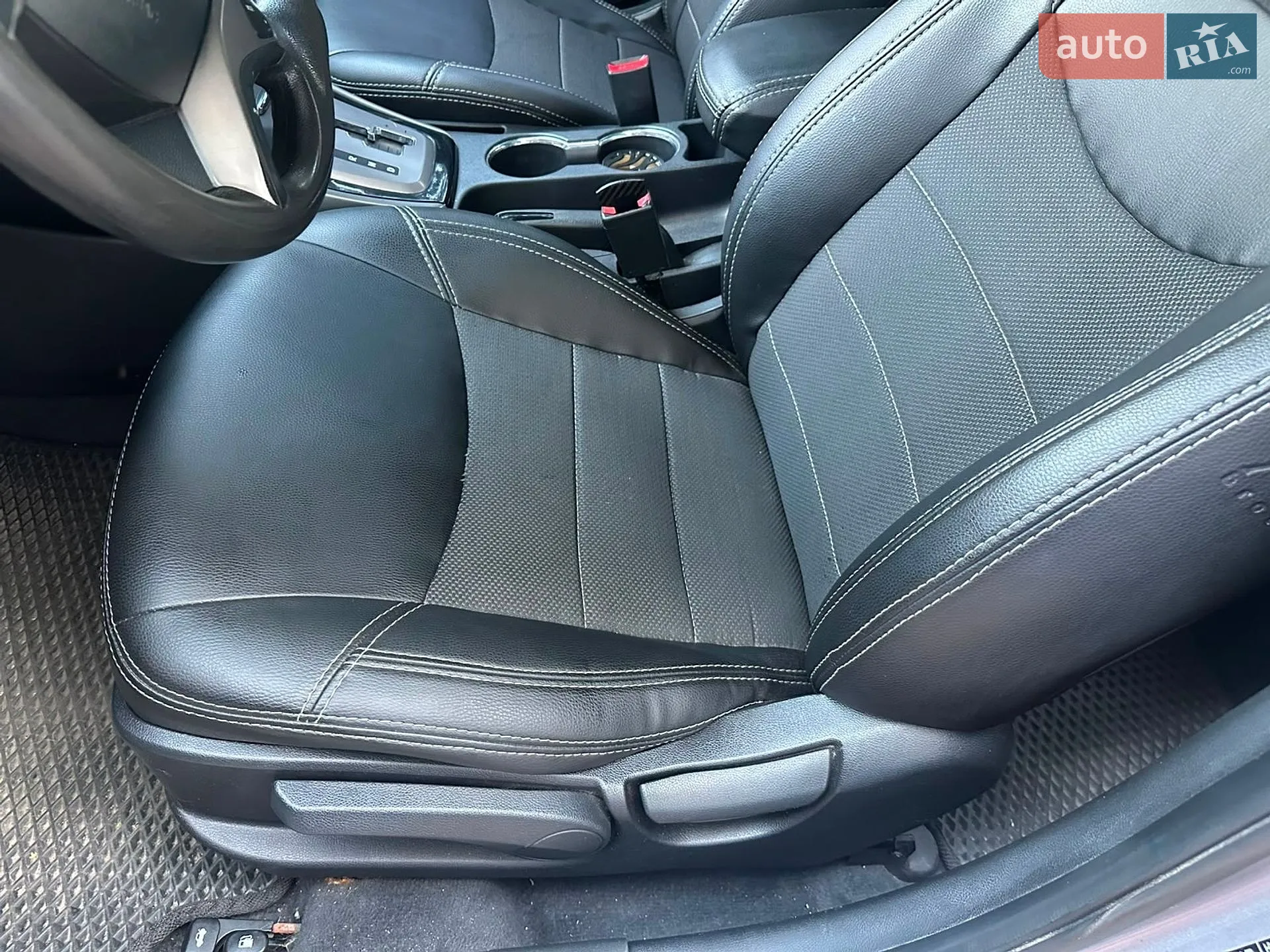 2012 Hyundai Elantra - мініатюра 38