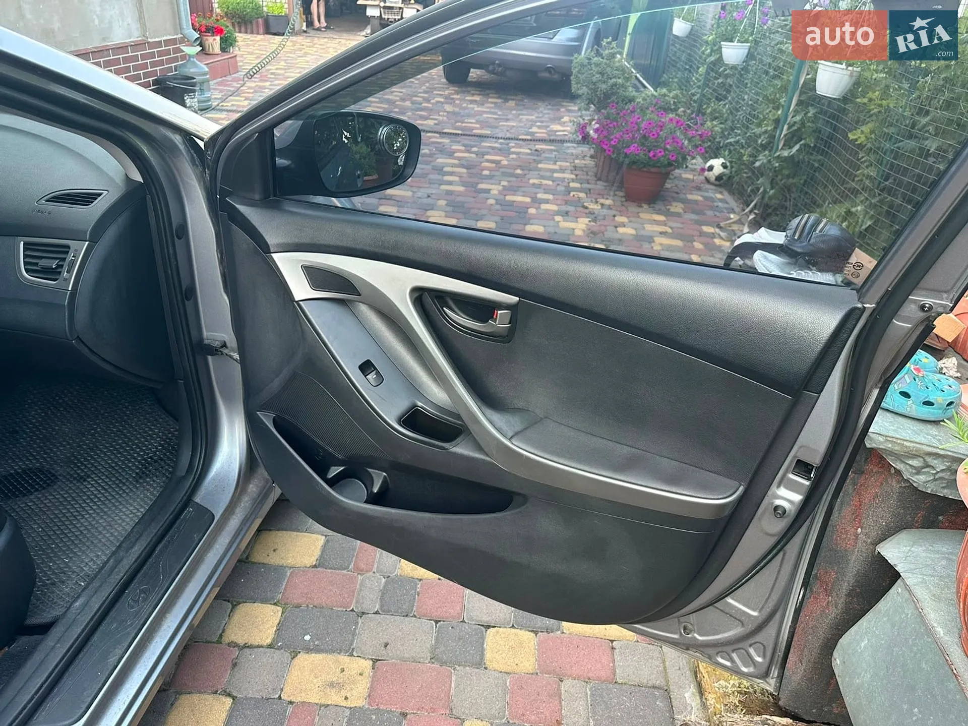2012 Hyundai Elantra - мініатюра 46