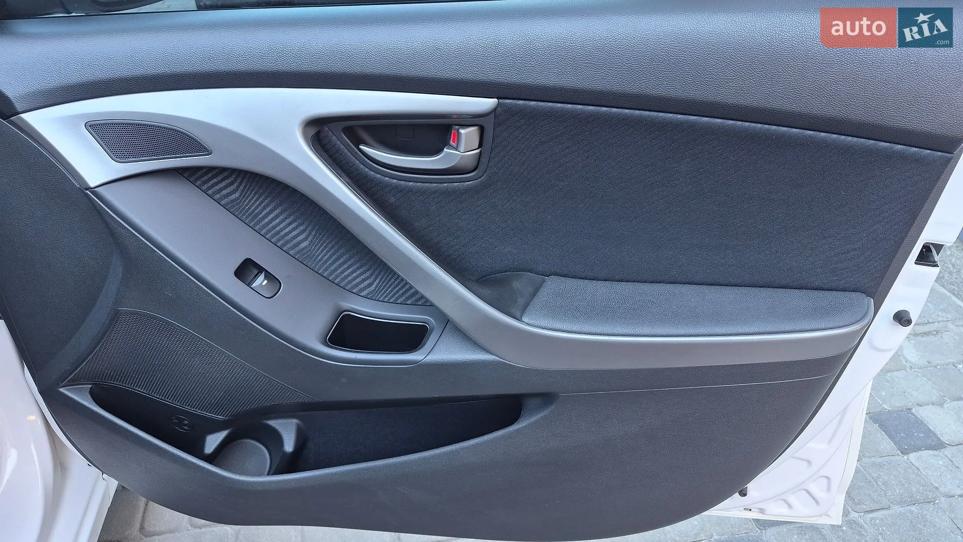 2013 Hyundai Elantra - мініатюра 17
