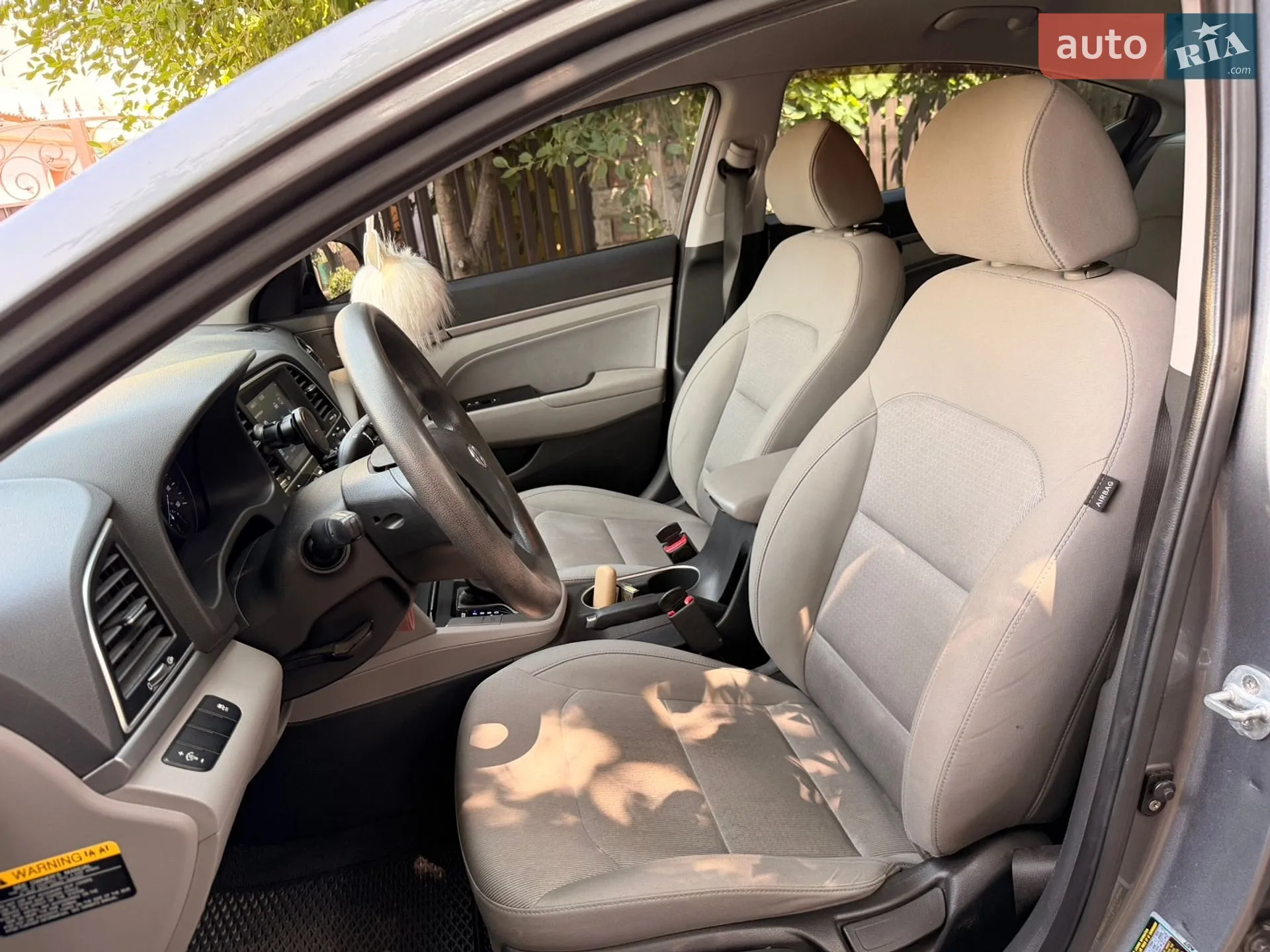 2016 Hyundai Elantra - мініатюра 11
