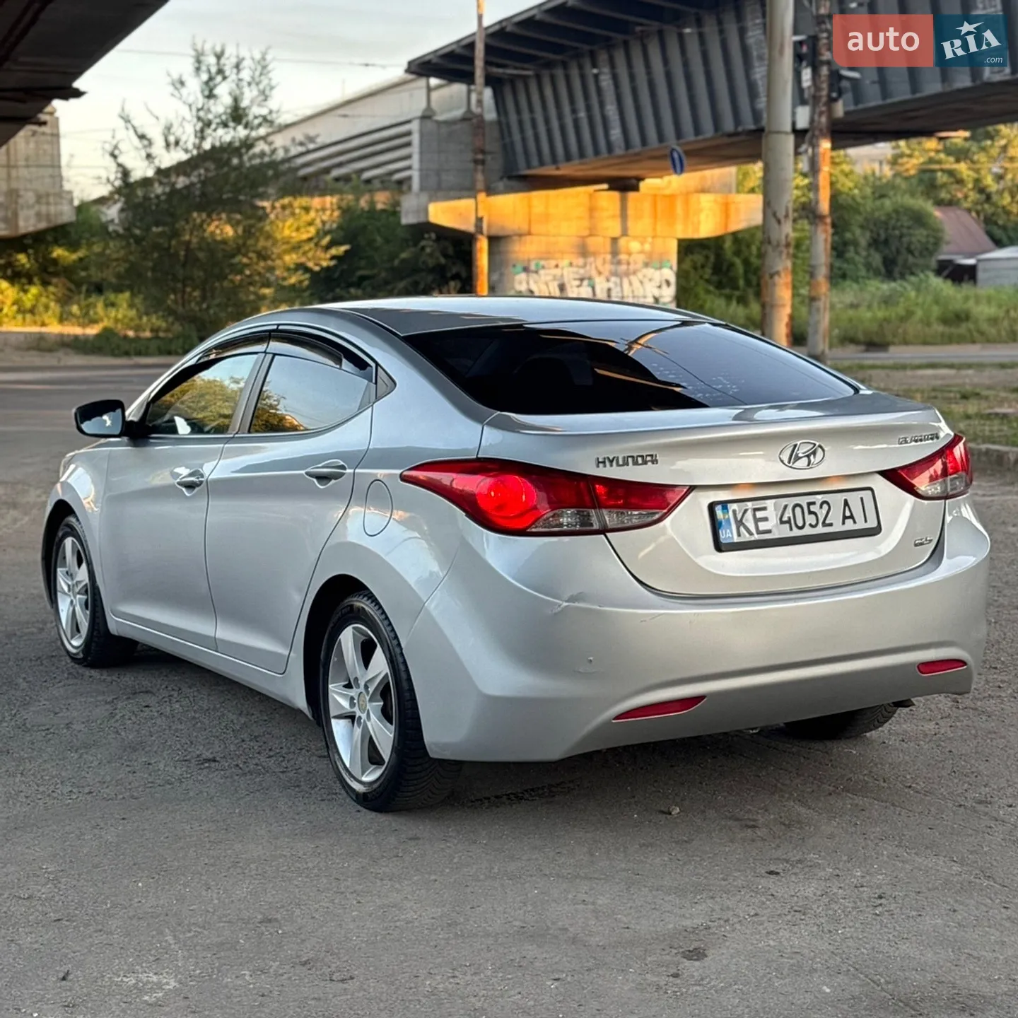 2013 Hyundai Elantra - мініатюра 3