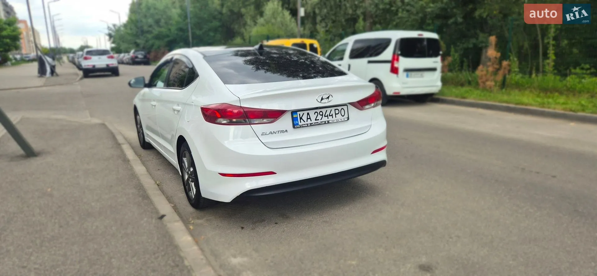 2016 Hyundai Elantra - мініатюра 4