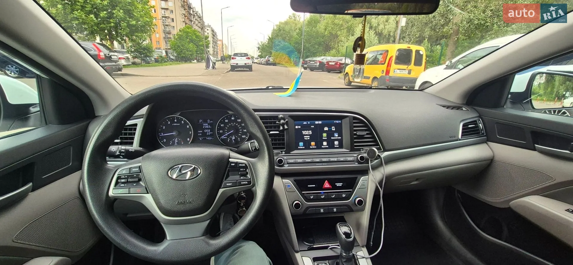 2016 Hyundai Elantra - мініатюра 8