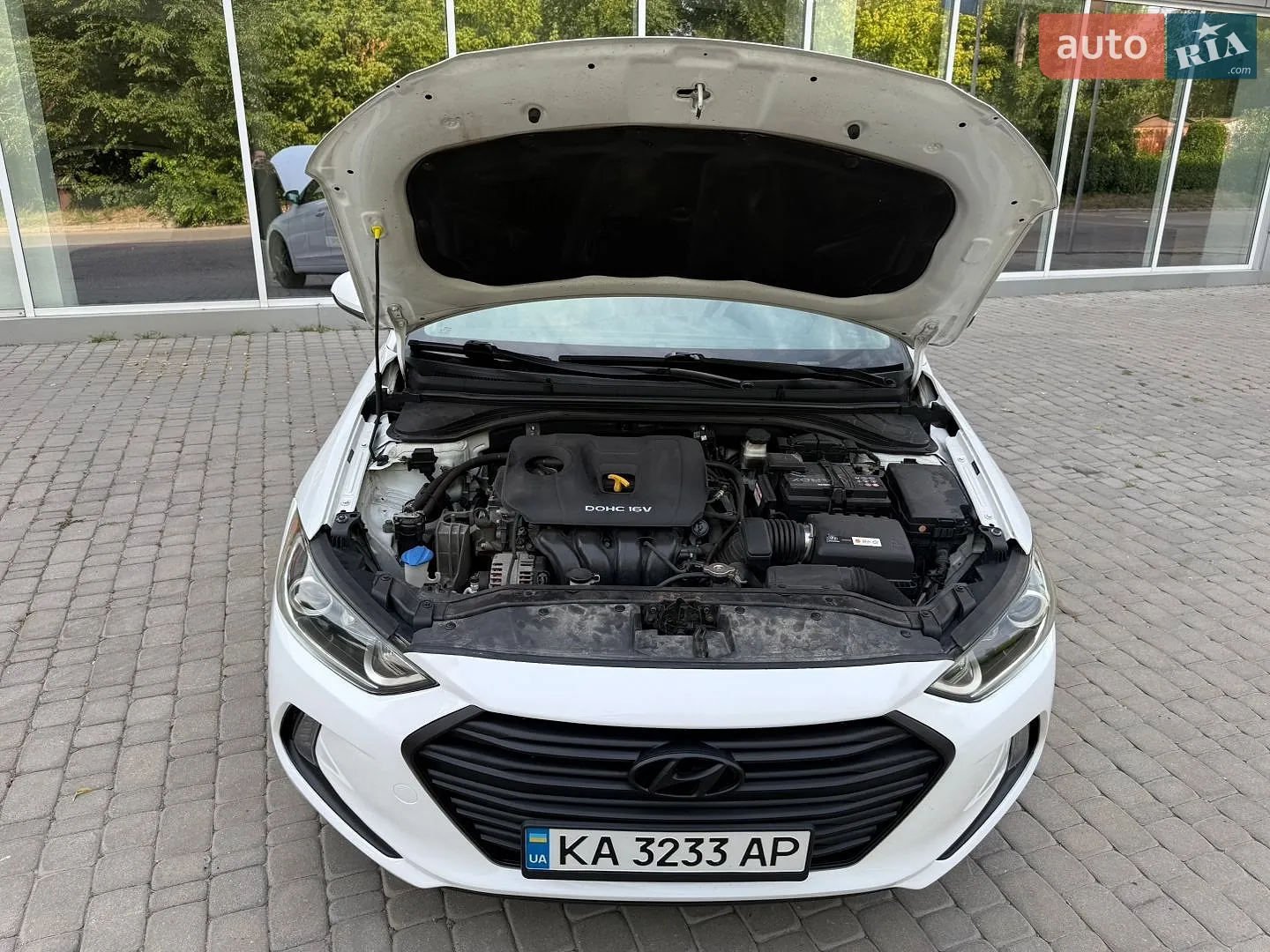 2016 Hyundai Elantra - мініатюра 11