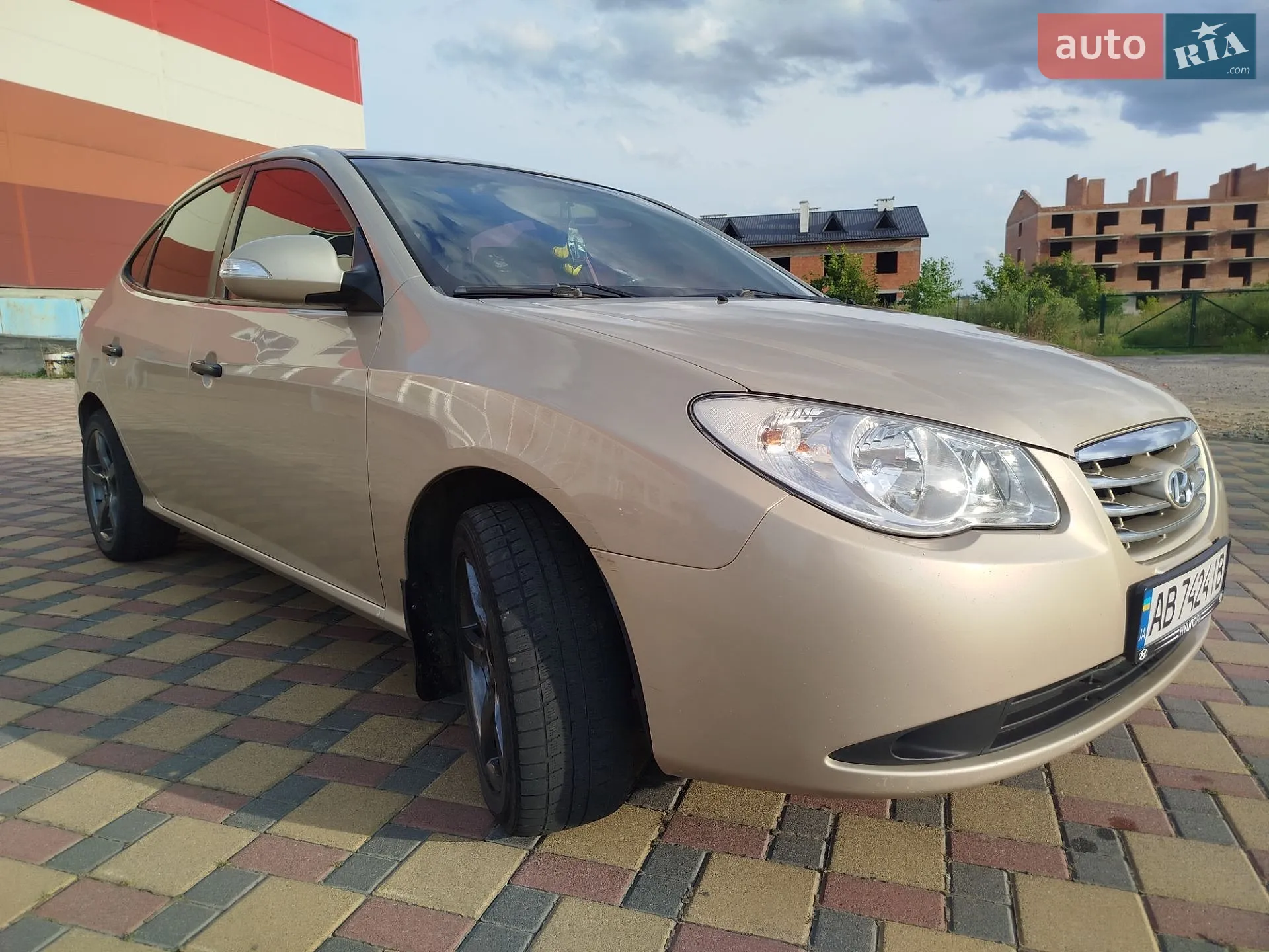 2010 Hyundai Elantra - мініатюра 10