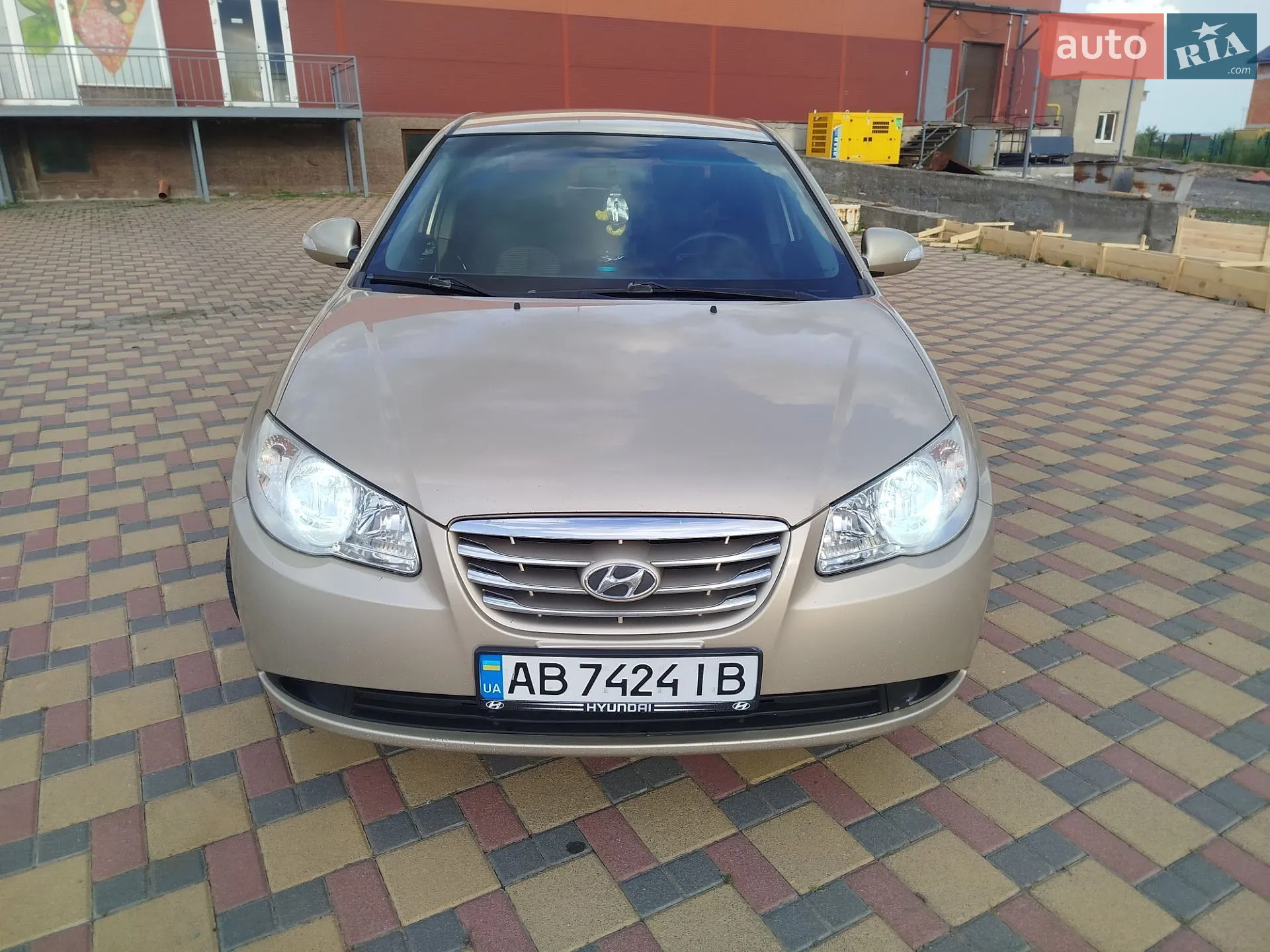 2010 Hyundai Elantra - мініатюра 2