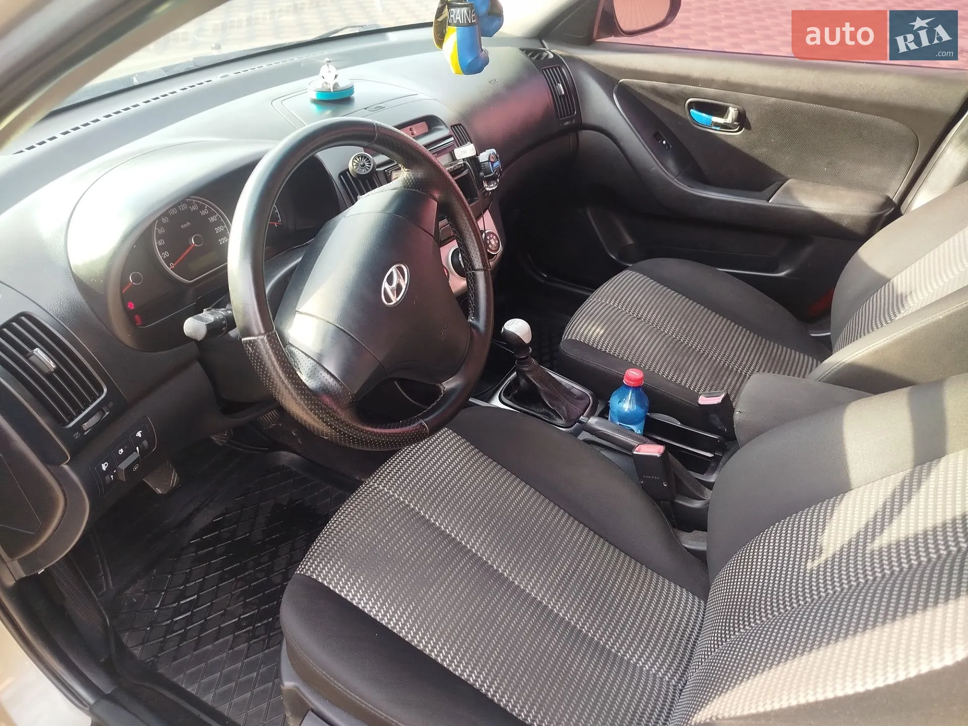 2010 Hyundai Elantra - мініатюра 21
