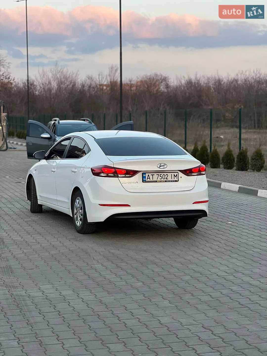 2016 Hyundai Elantra - мініатюра 7