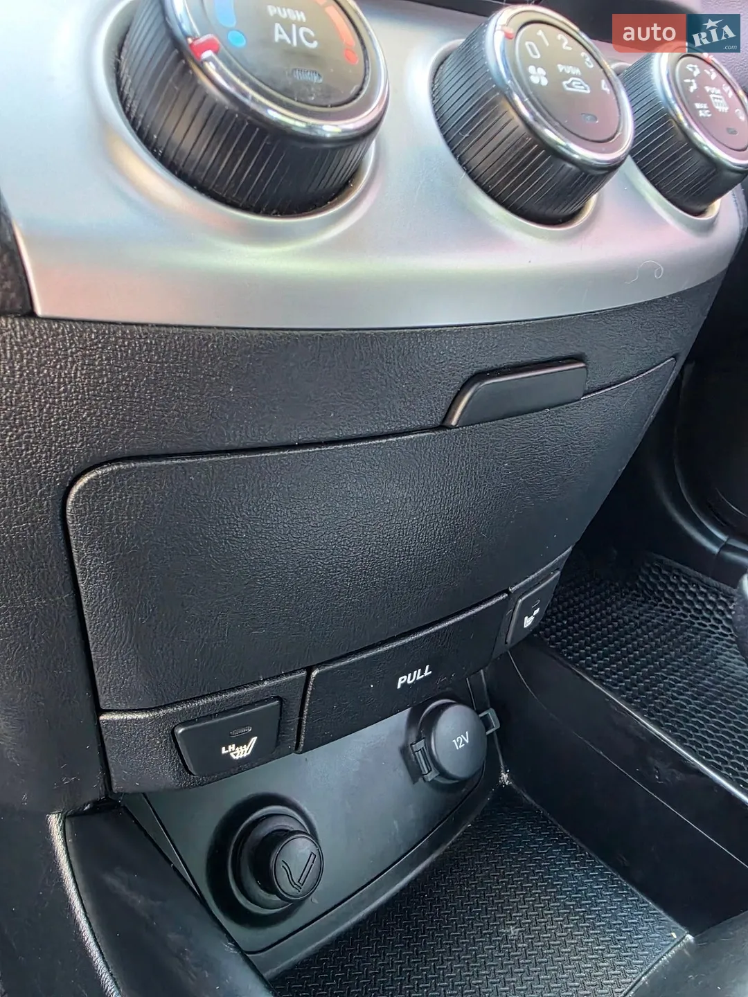 2010 Hyundai Elantra - мініатюра 20