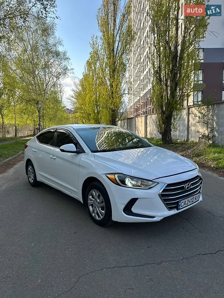 2016 Hyundai Elantra - мініатюра 43