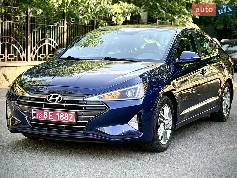 Hyundai Elantra