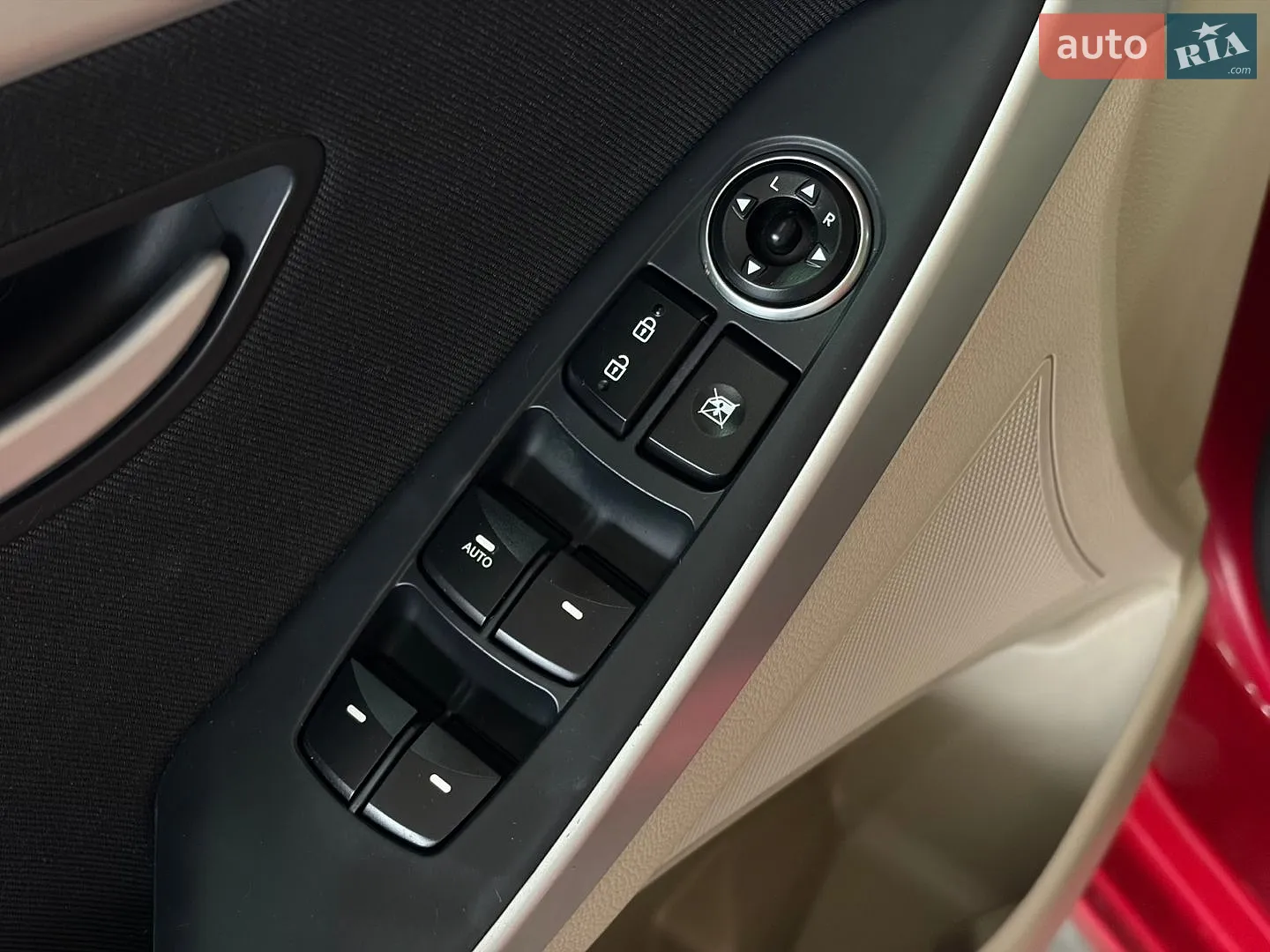 2015 Hyundai Elantra - мініатюра 6
