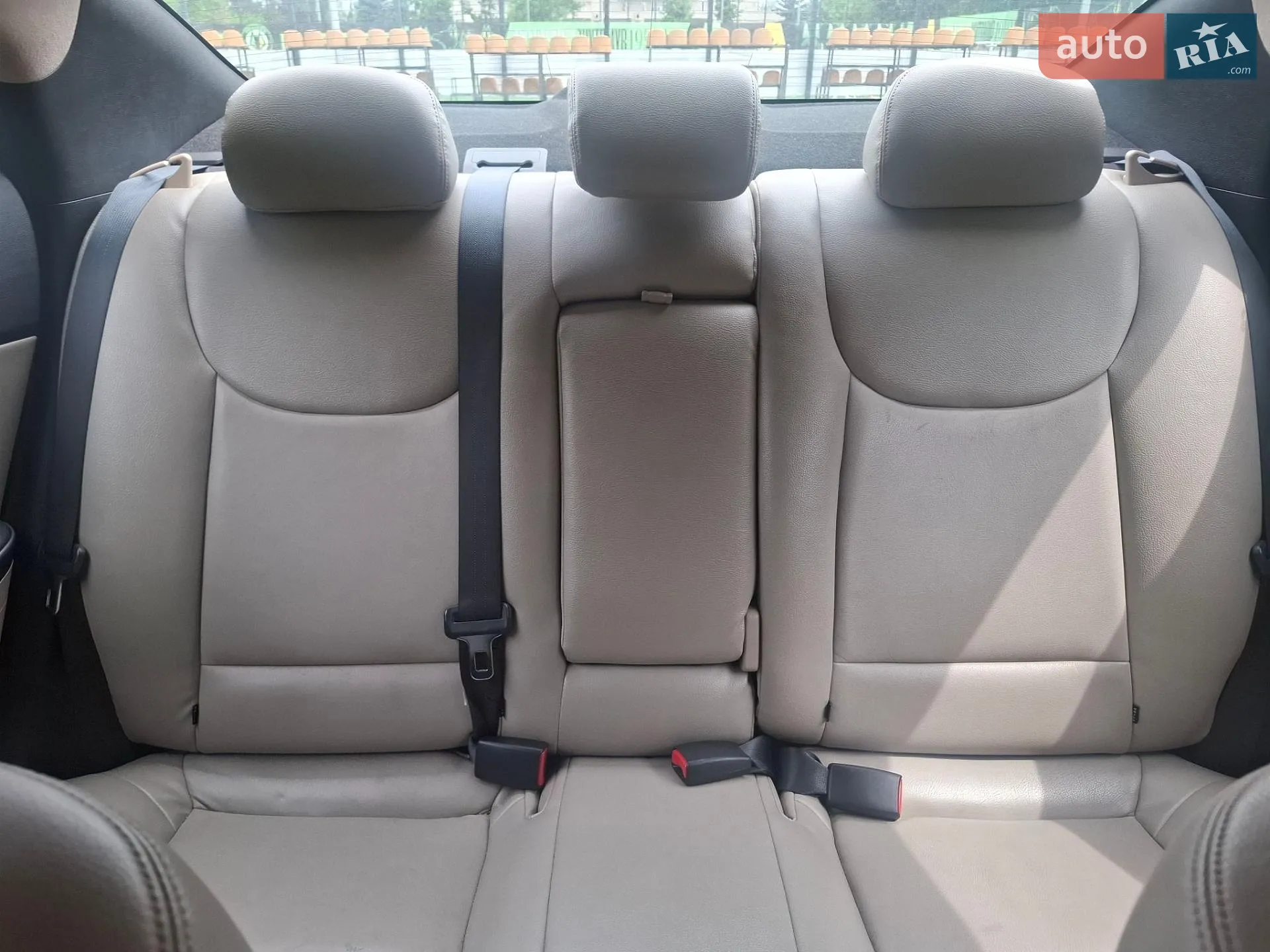 2015 Hyundai Elantra - мініатюра 5
