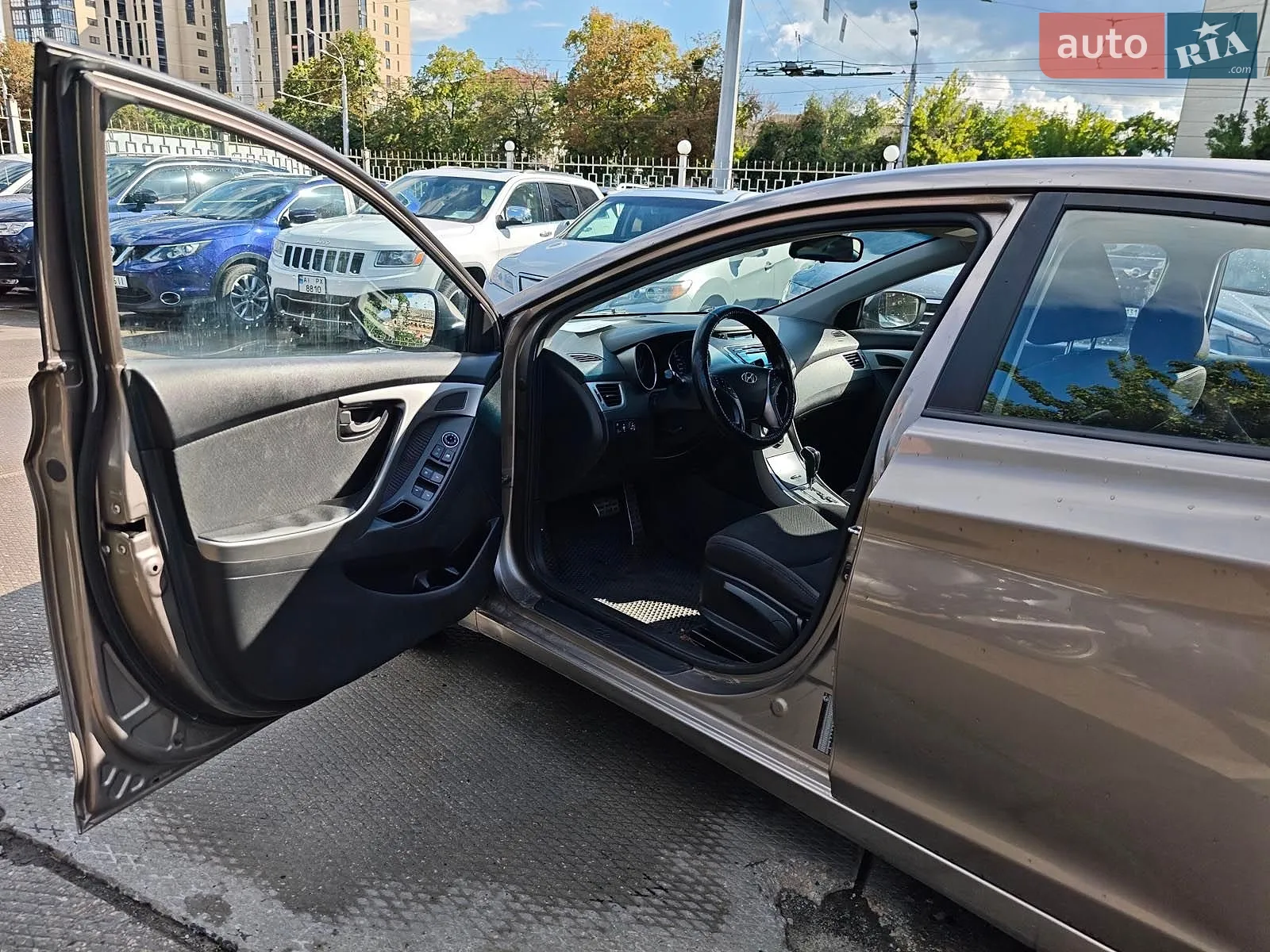 2012 Hyundai Elantra - мініатюра 19