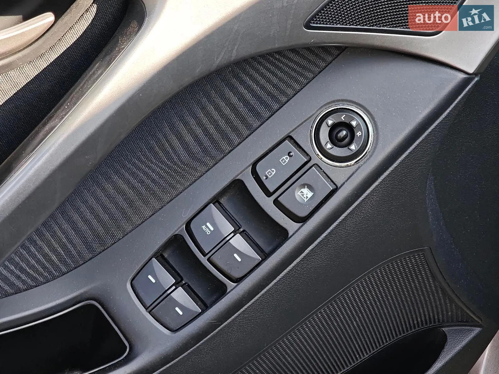 2012 Hyundai Elantra - мініатюра 22