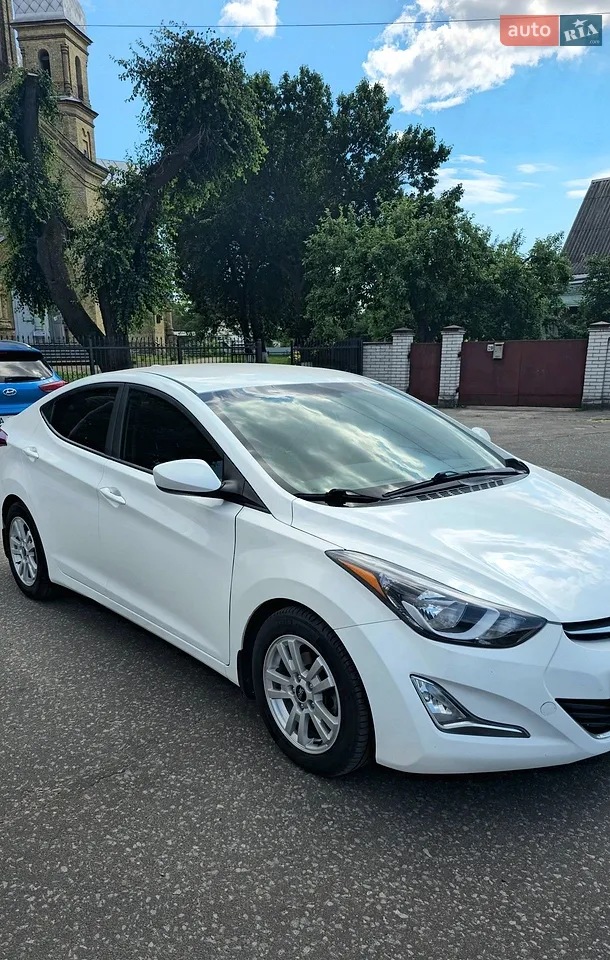 2015 Hyundai Elantra - мініатюра 19