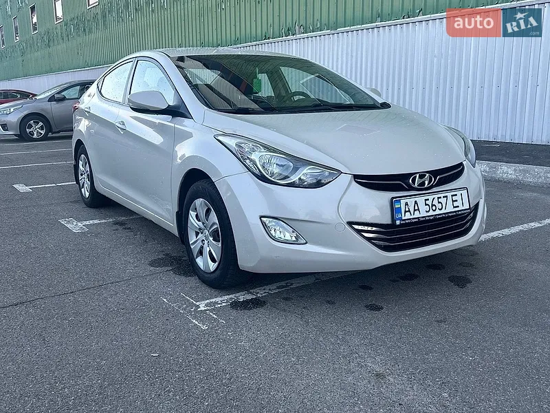 Hyundai Elantra