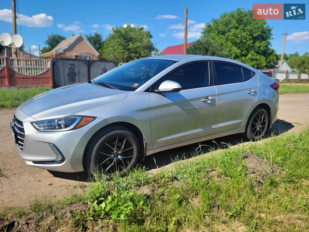 2016 Hyundai Elantra - мініатюра 30