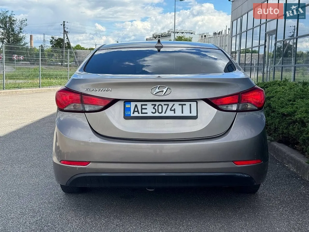 2014 Hyundai Elantra - мініатюра 3