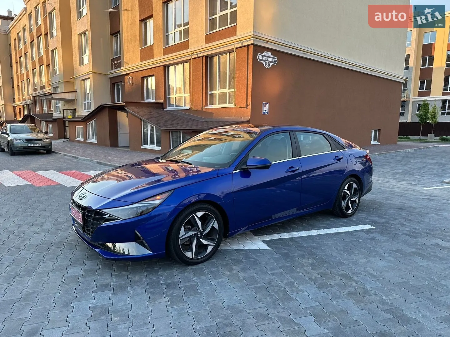 2023 Hyundai Elantra - мініатюра 2