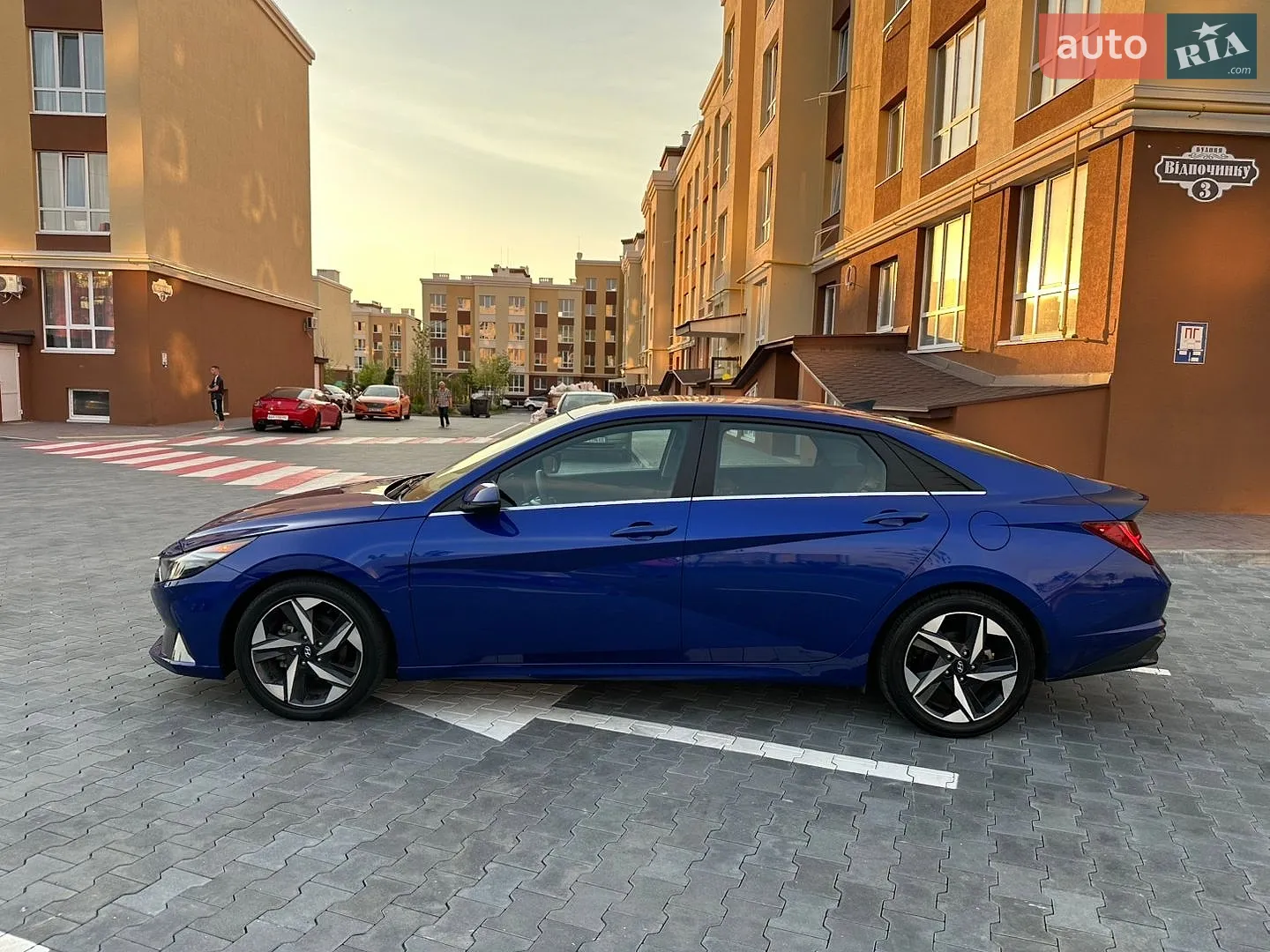 2023 Hyundai Elantra - мініатюра 4
