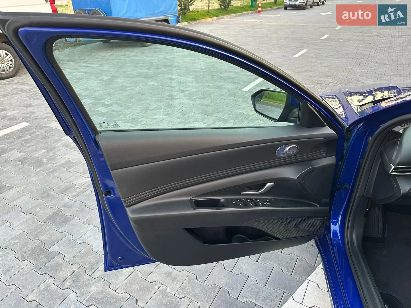 2023 Hyundai Elantra - мініатюра 17