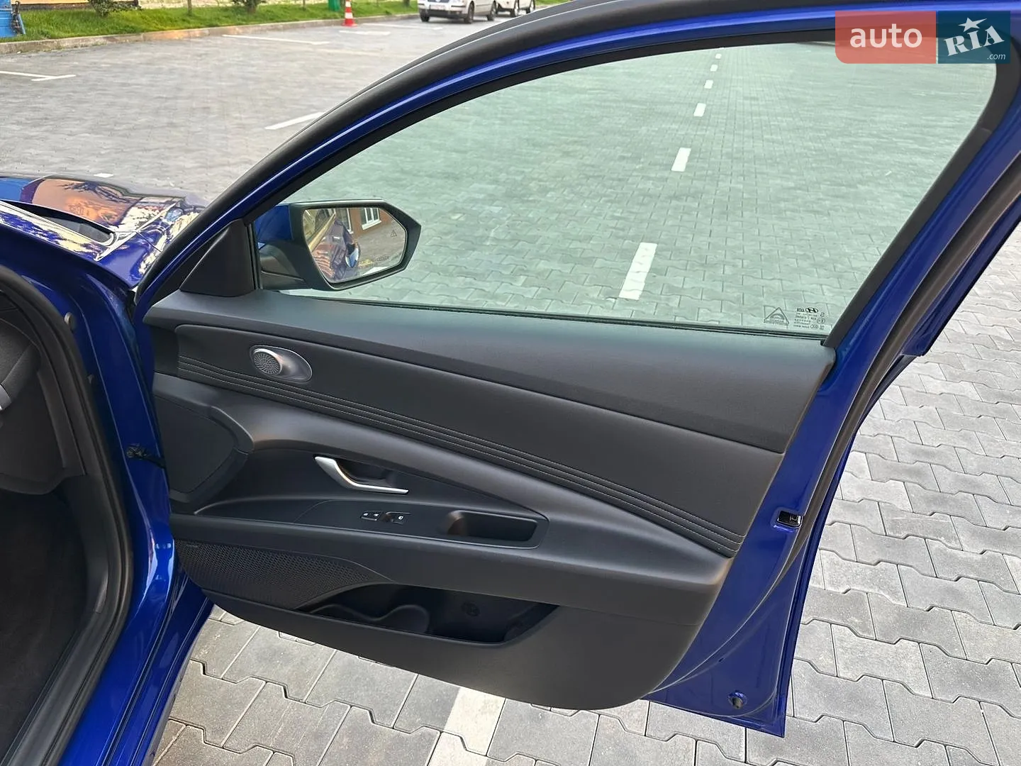 2023 Hyundai Elantra - мініатюра 30