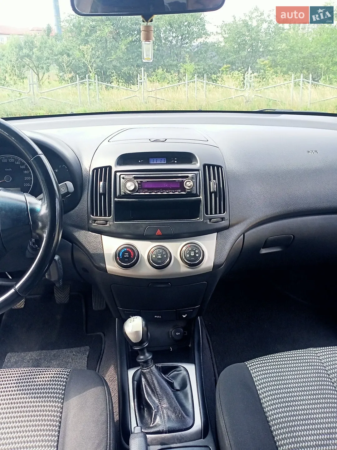 2010 Hyundai Elantra - мініатюра 9