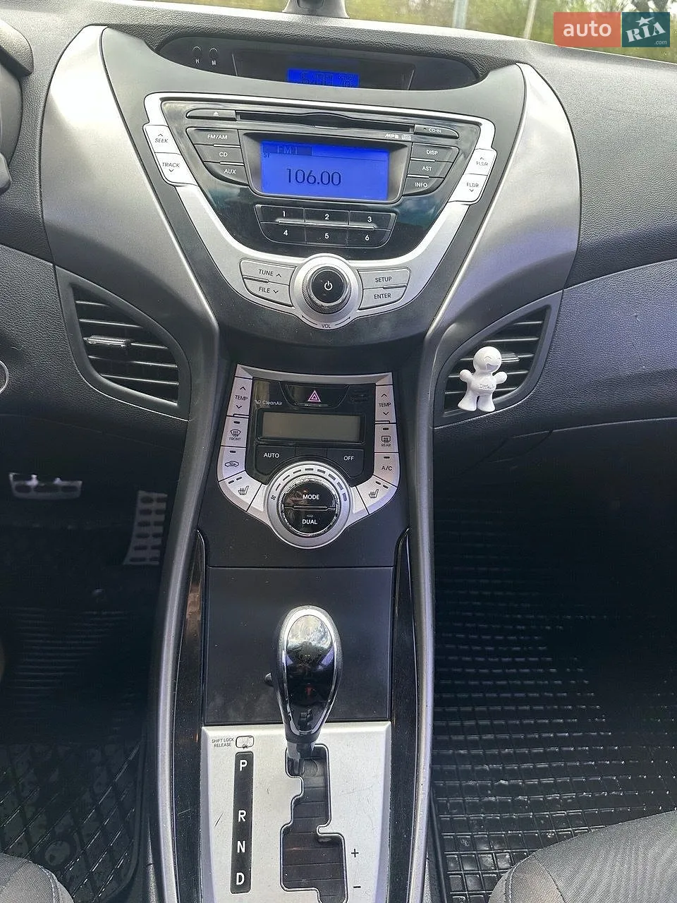 2012 Hyundai Elantra - мініатюра 12