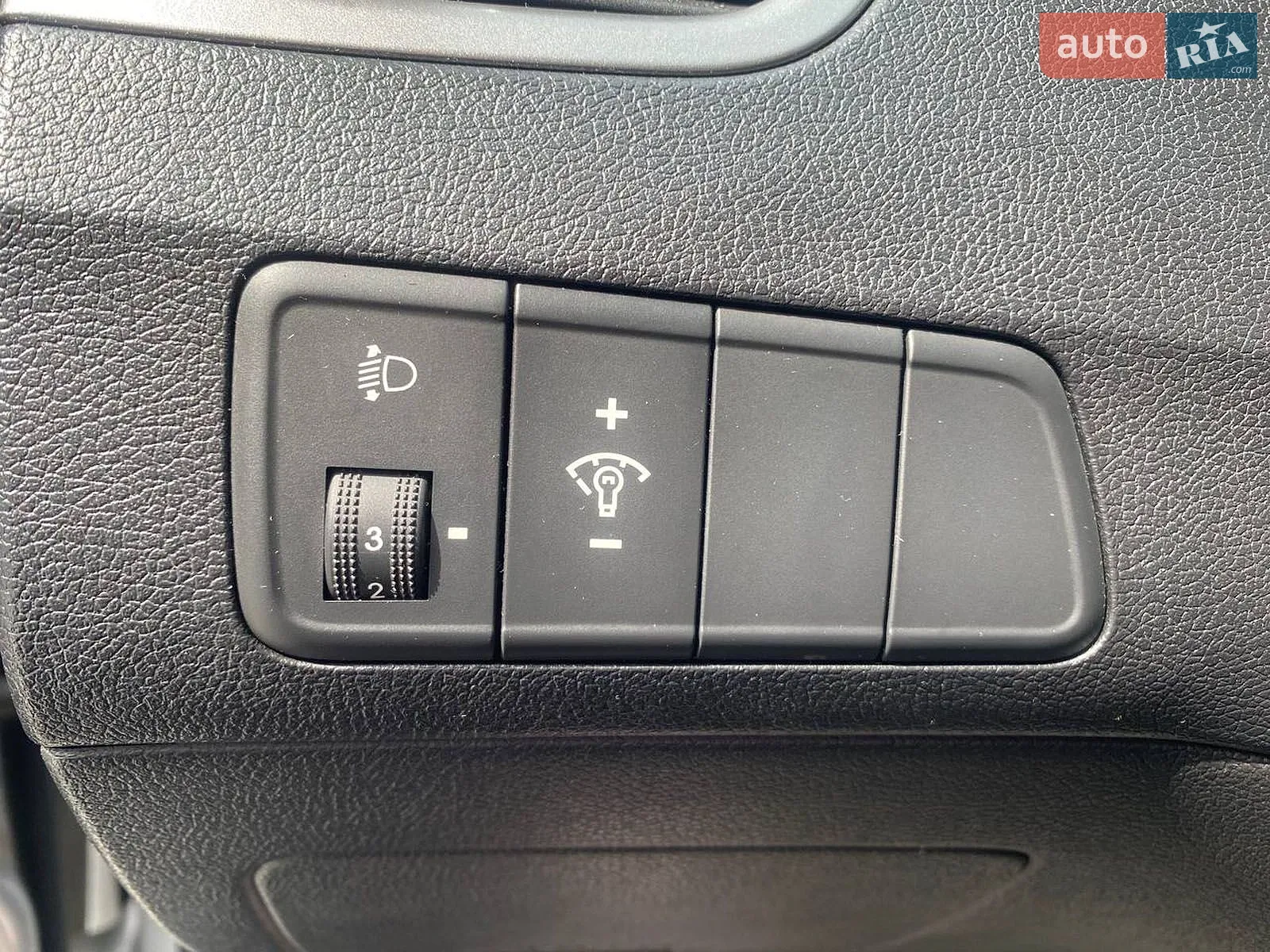 2013 Hyundai Elantra - мініатюра 18
