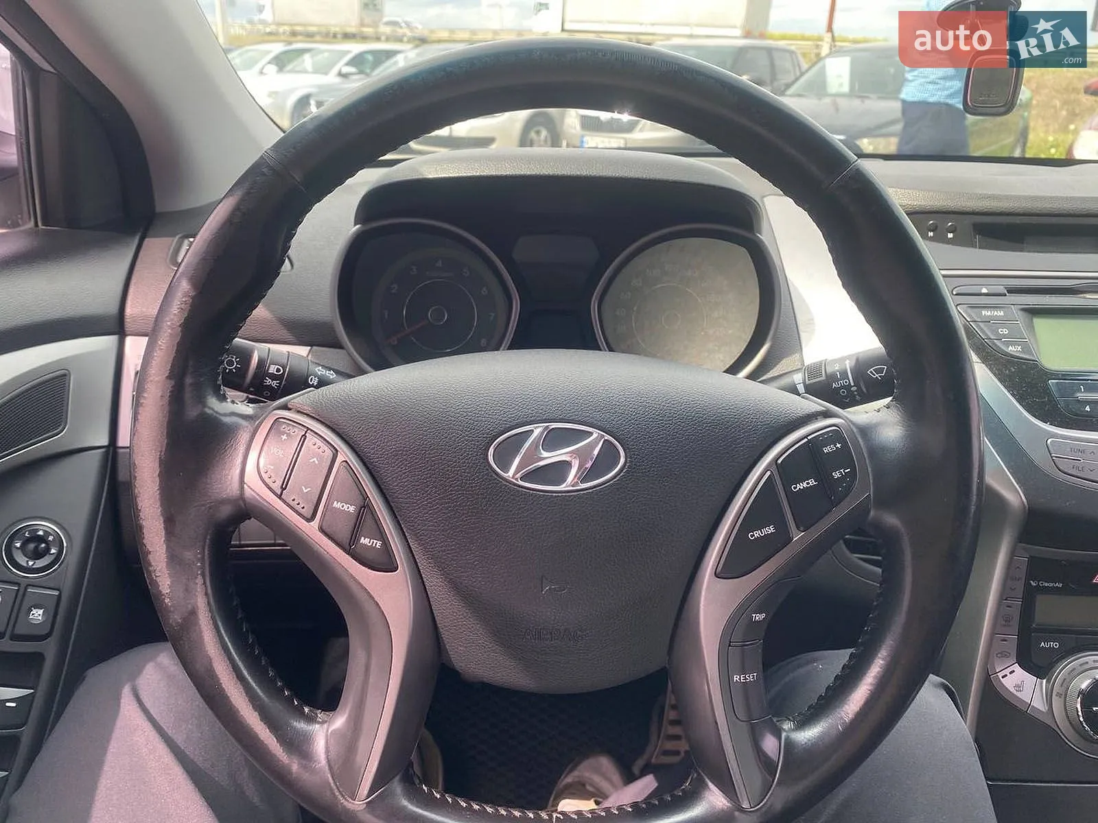 2013 Hyundai Elantra - мініатюра 21