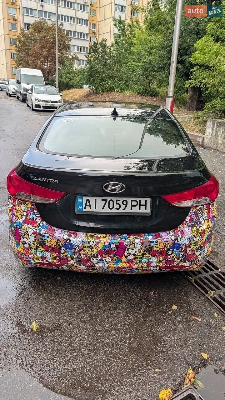2013 Hyundai Elantra - мініатюра 10