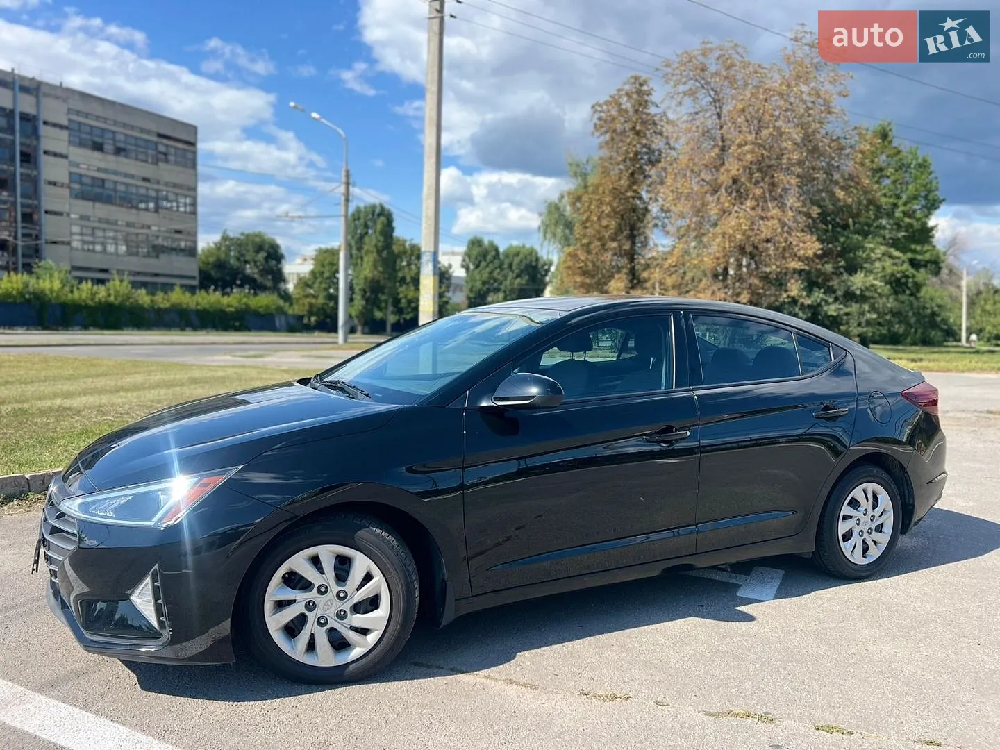 2019 Hyundai Elantra - мініатюра 4