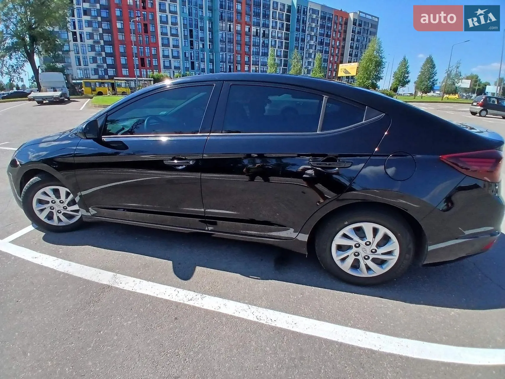 2019 Hyundai Elantra - мініатюра 6