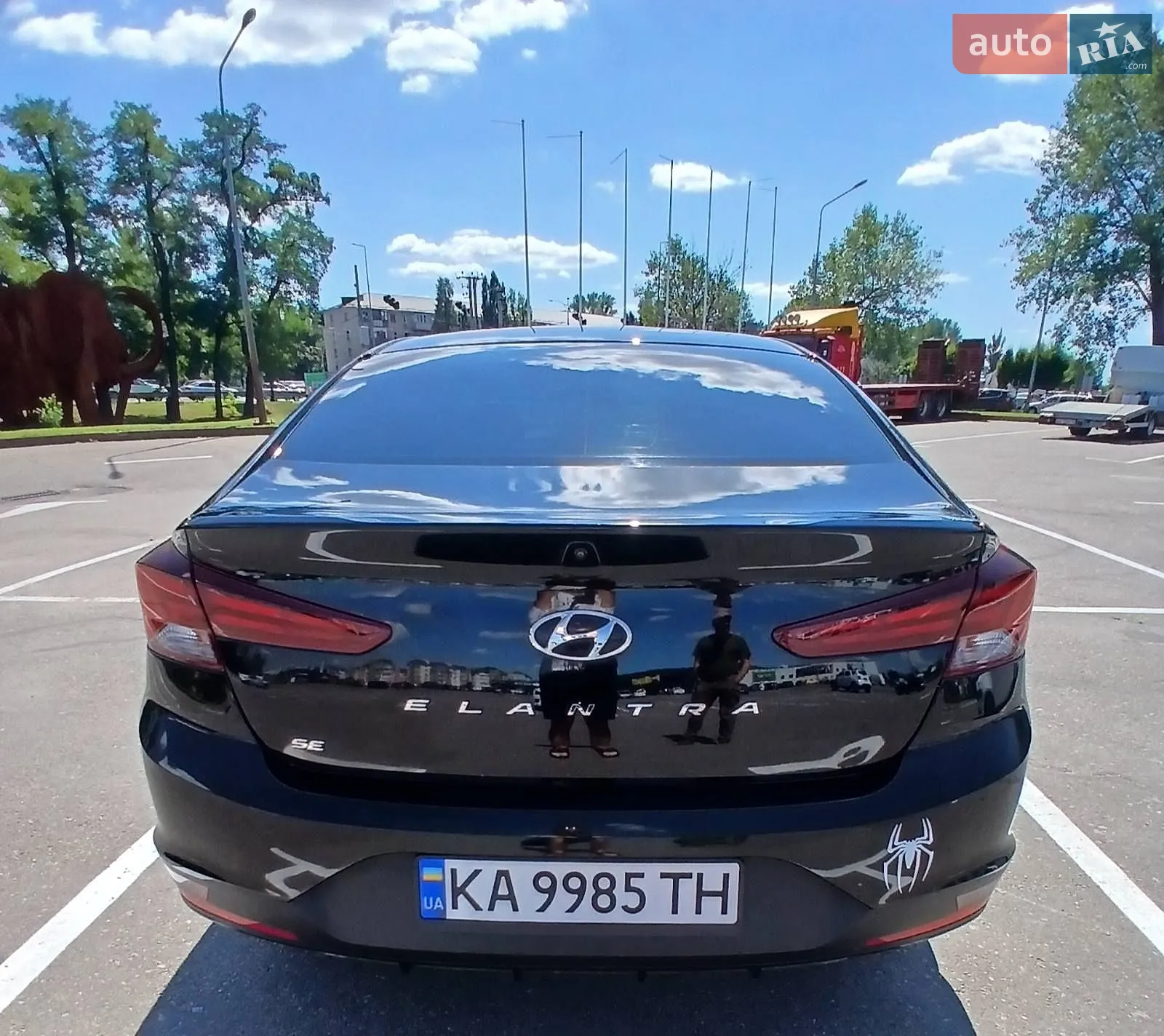 2019 Hyundai Elantra - мініатюра 8