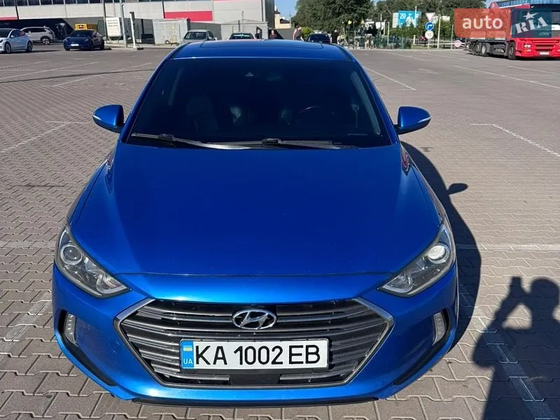 Hyundai Elantra