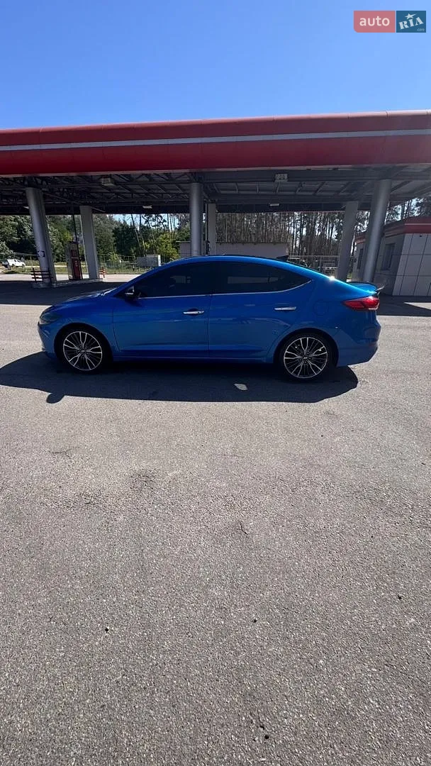 2016 Hyundai Elantra - мініатюра 7