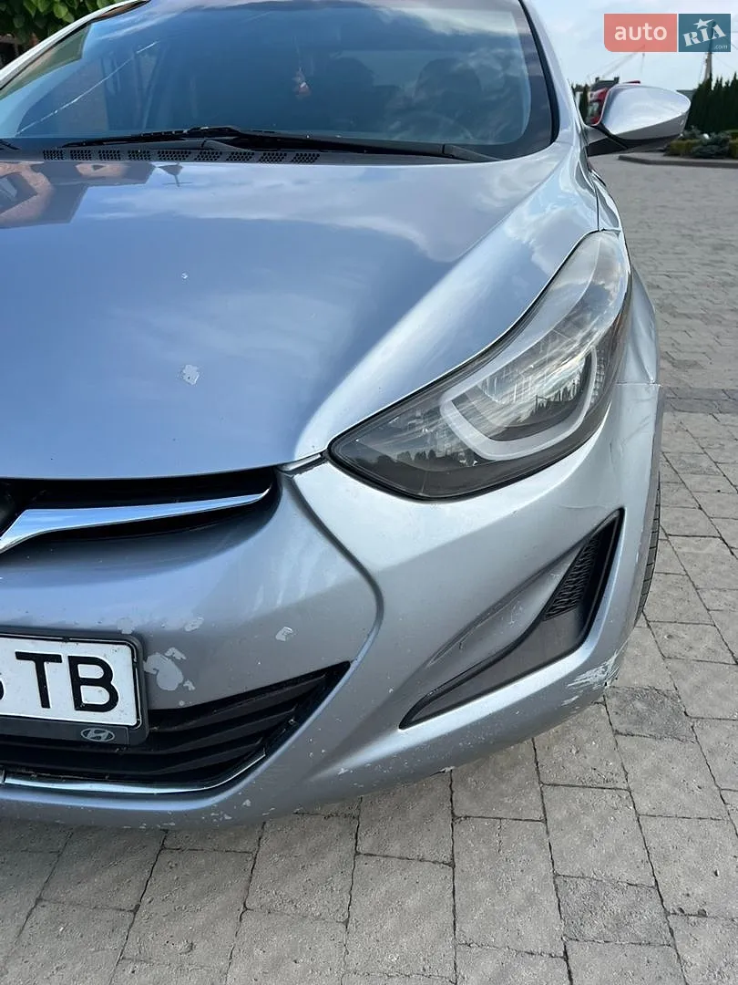 2015 Hyundai Elantra - мініатюра 9