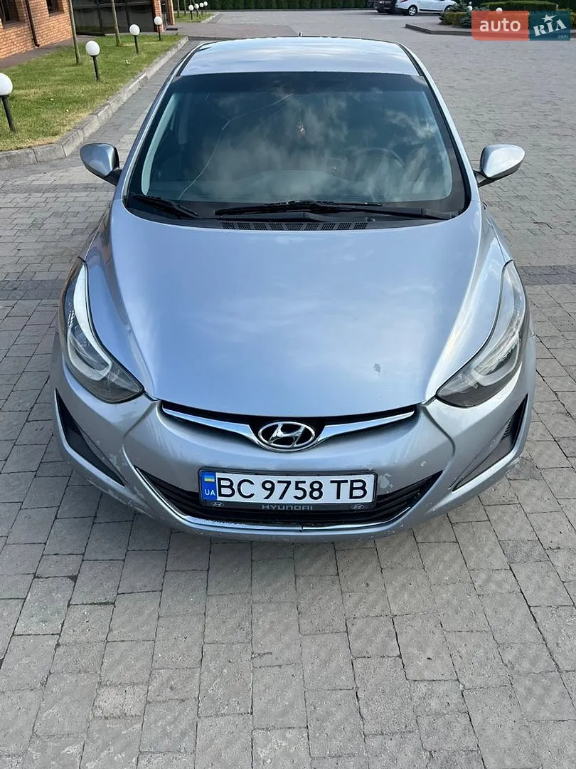 2015 Hyundai Elantra - мініатюра 8