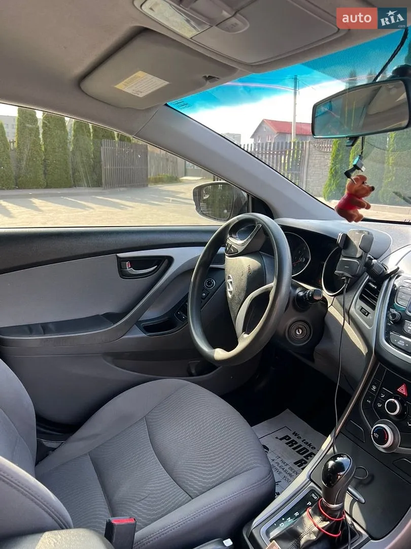 2015 Hyundai Elantra - мініатюра 19