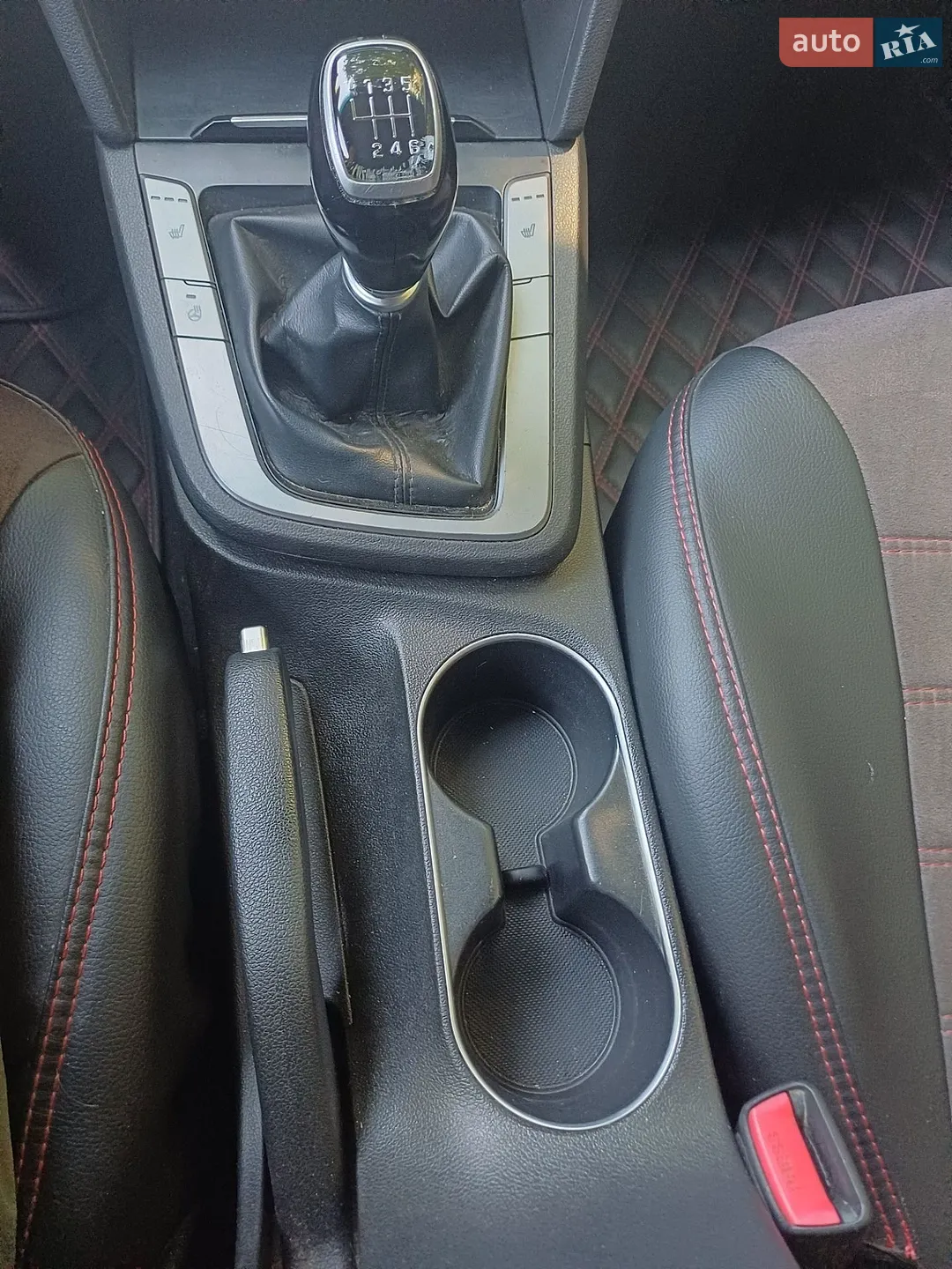 2018 Hyundai Elantra - мініатюра 14