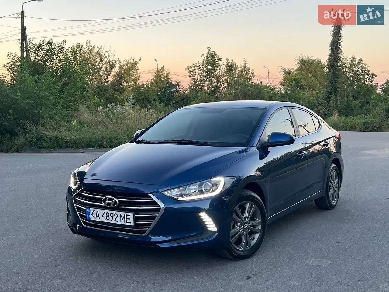 2016 Hyundai Elantra - мініатюра 16