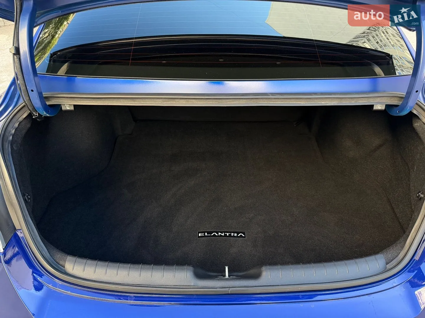 2022 Hyundai Elantra - мініатюра 13