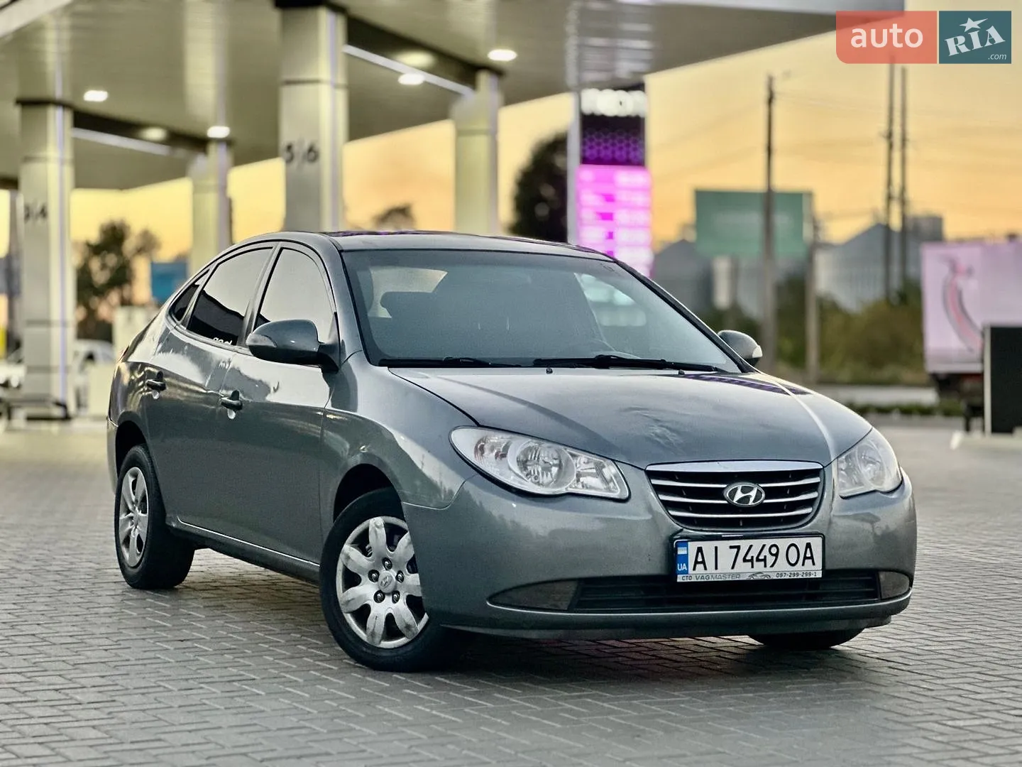 2010 Hyundai Elantra - мініатюра 2