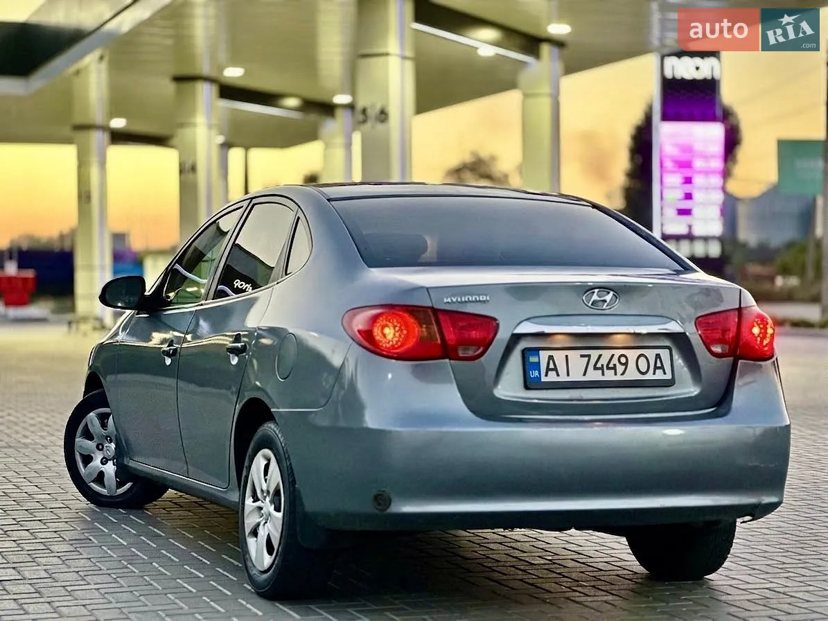 2010 Hyundai Elantra - мініатюра 7