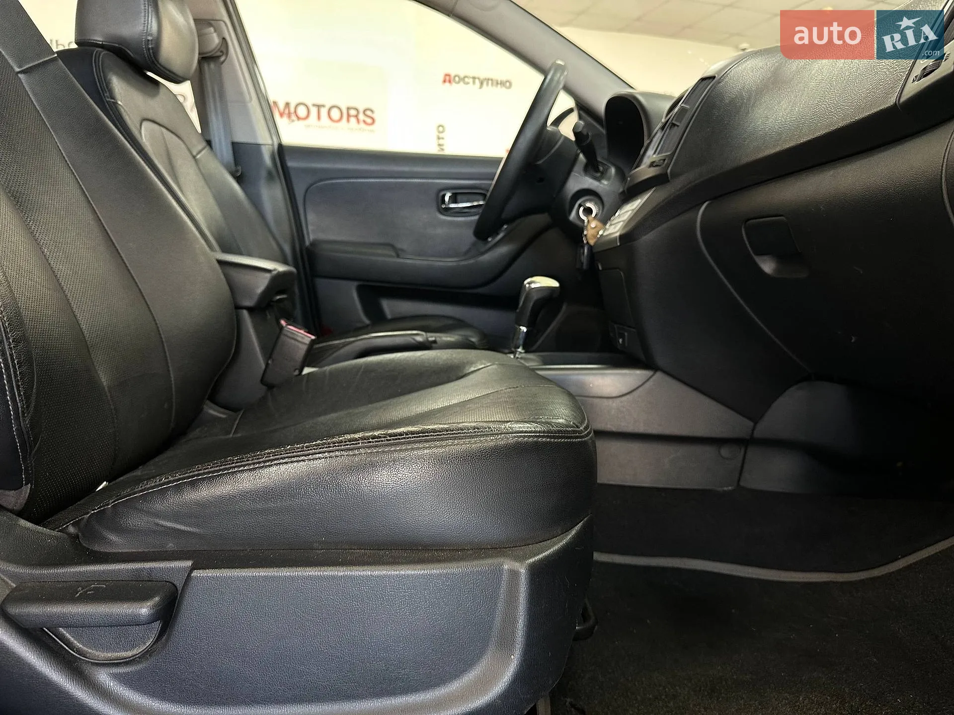 2010 Hyundai Elantra - мініатюра 19