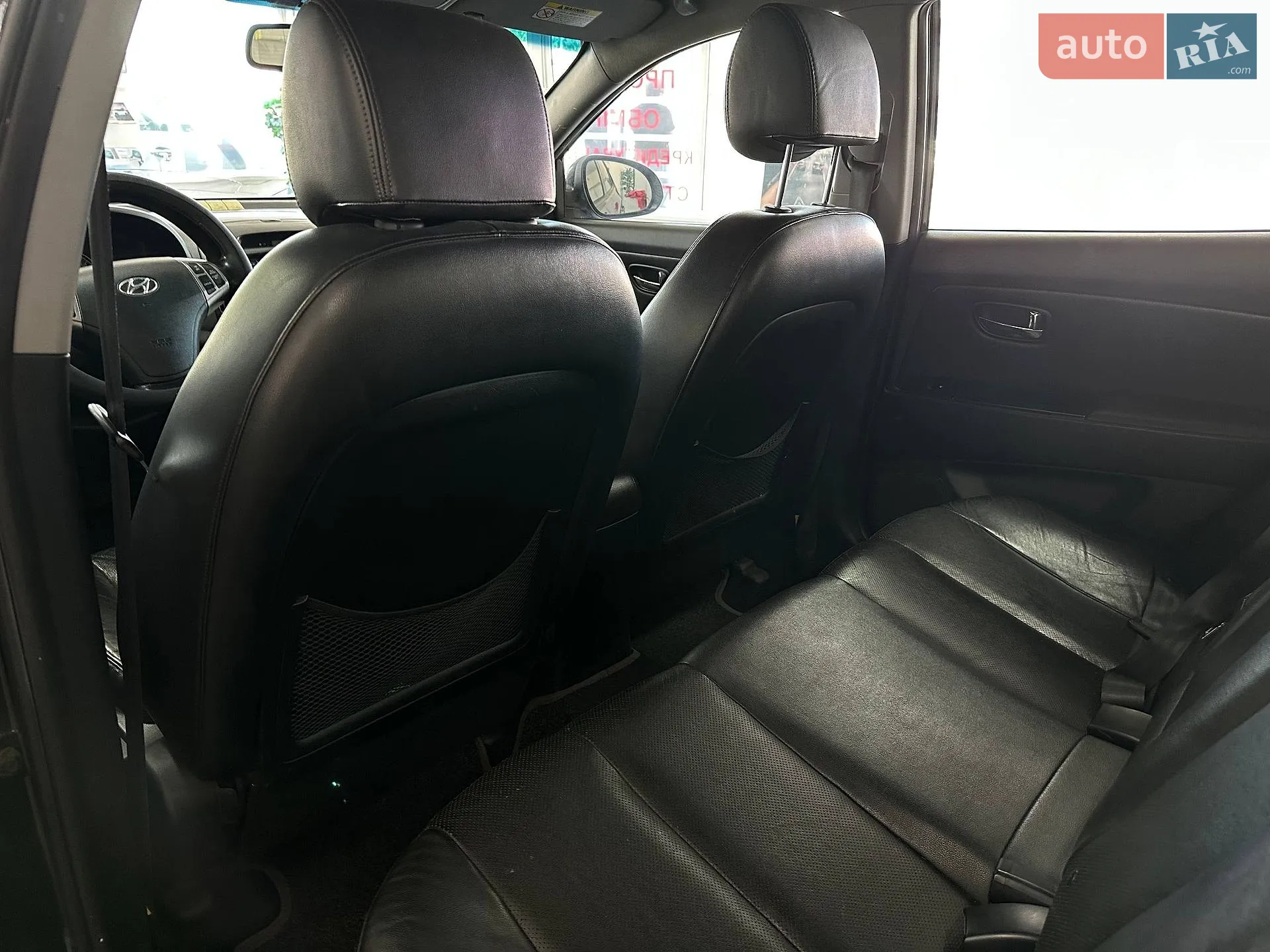 2010 Hyundai Elantra - мініатюра 24